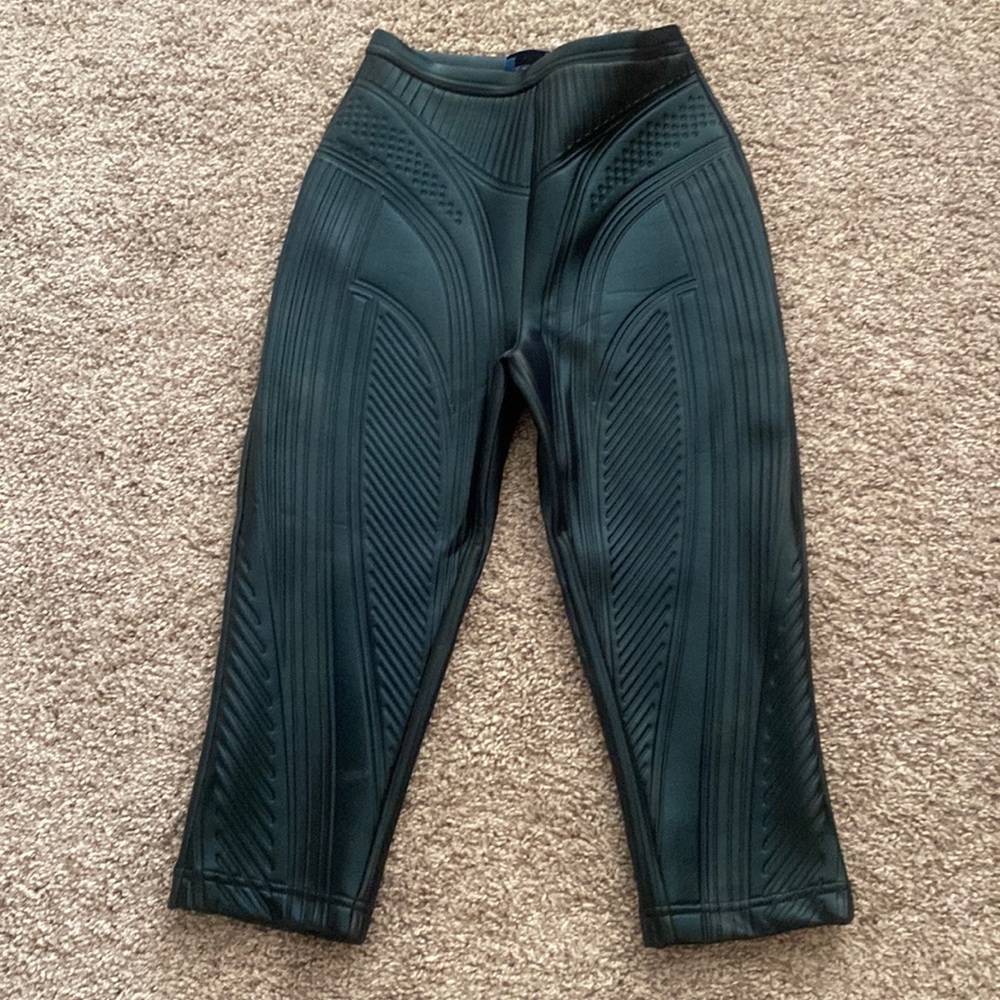 MUGLER: Embossed scuba biker shorts